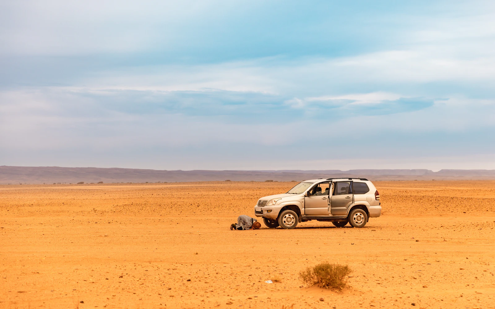 Private 4x4 in the Moroccan desert